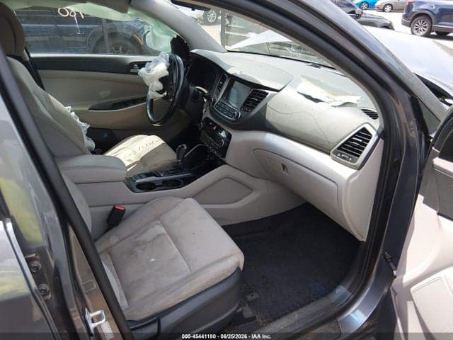2018 HYUNDAI TUCSON SPORT 5