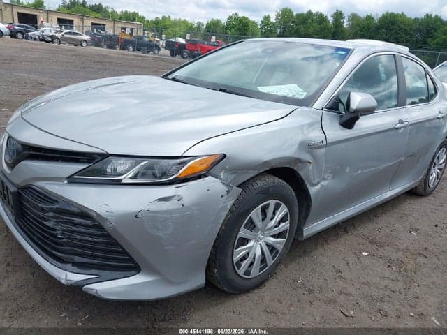 2020 TOYOTA CAMRY LE HYBRID 6
