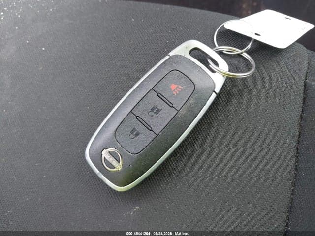 2025 NISSAN KICKS PLAY S 11