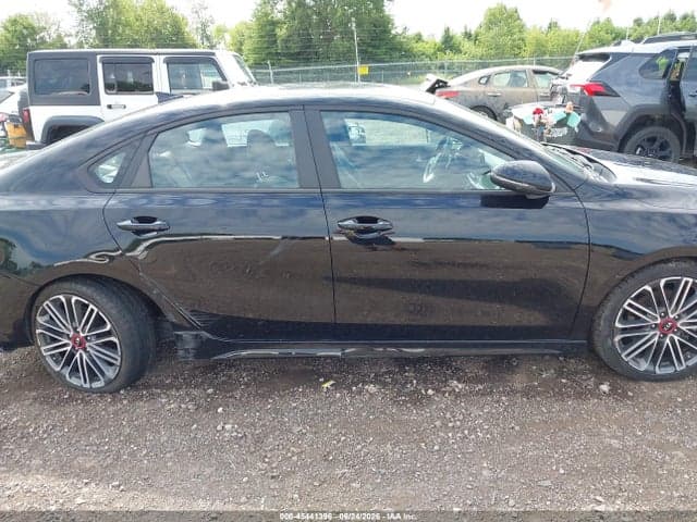 2021 KIA FORTE GT 14