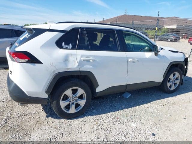 2019 TOYOTA RAV4 XLE 4