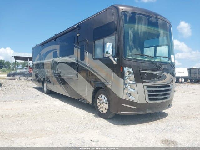 2017 FORD F53 1
