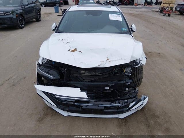 2024 HYUNDAI ELANTRA SEL 6