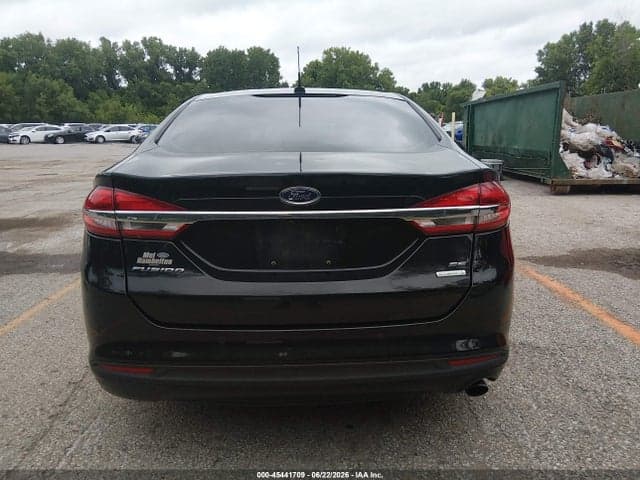 2018 FORD FUSION SE 16