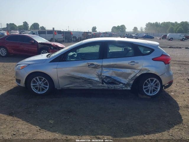 2017 FORD FOCUS SE 15