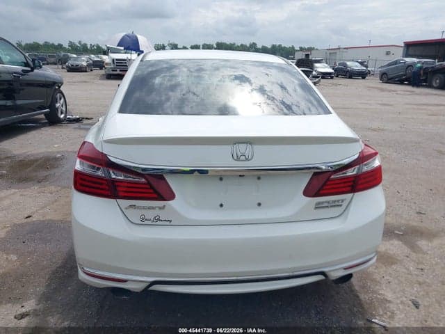 2017 HONDA ACCORD SPORT SE 16