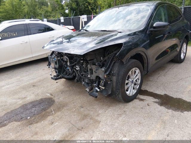 2020 FORD ESCAPE SE 17