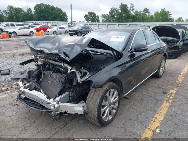 2017 MERCEDES-BENZ E 300 4MATIC 6
