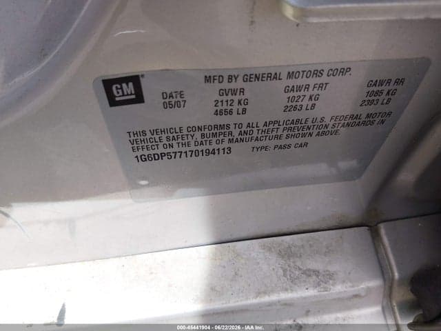 2007 CADILLAC CTS BASE 9