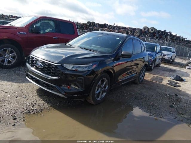 2023 FORD ESCAPE ST-LINE 2