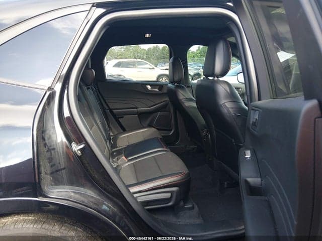 2023 FORD ESCAPE ST-LINE 8