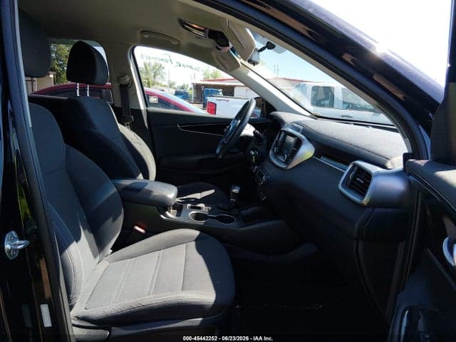2020 KIA SORENTO 2.4L LX 5