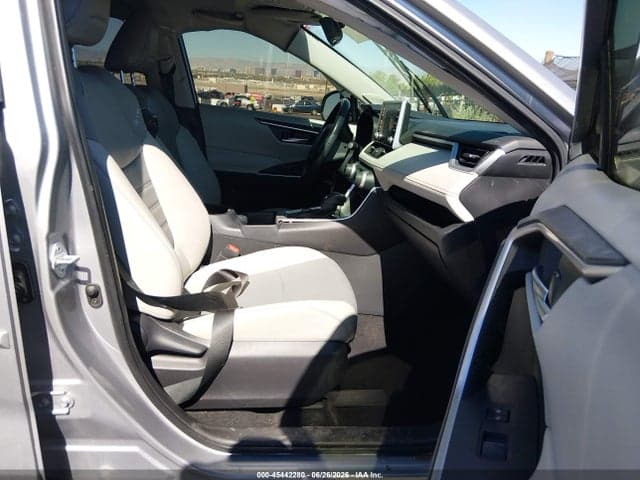 2021 TOYOTA RAV4 HYBRID XLE PREMIUM 5