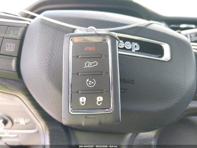 2024 JEEP GRAND CHEROKEE LIMITED 4X2 11