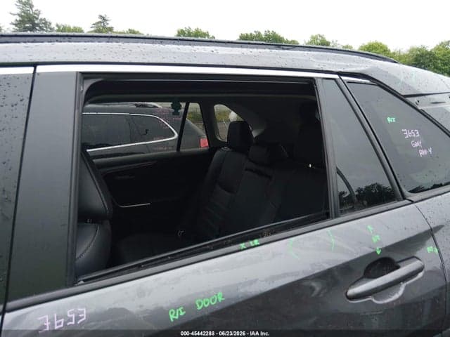 2024 TOYOTA RAV4 XLE PREMIUM 6
