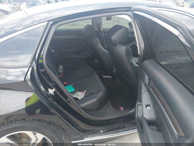 2018 HONDA ACCORD EX-L 2.0T 8