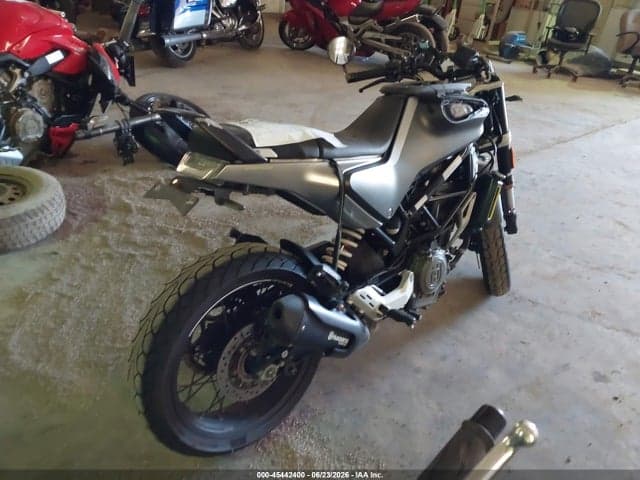 2020 HUSQVARNA VITPILEN 401/SVARTPILEN 401 4
