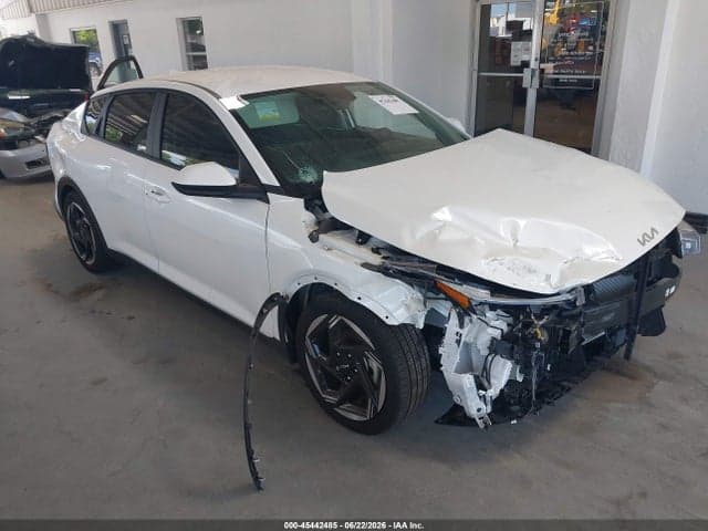 2025 KIA K4 EX 1