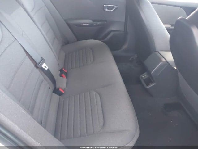 2025 KIA K4 EX 8