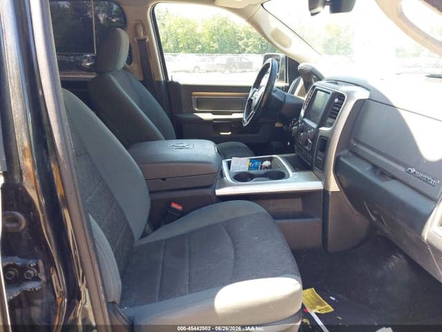 2017 RAM 1500 BIG HORN 4X2 5'7 BOX 5