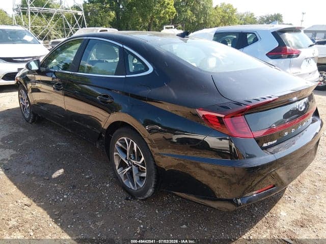 2022 HYUNDAI SONATA SEL 3