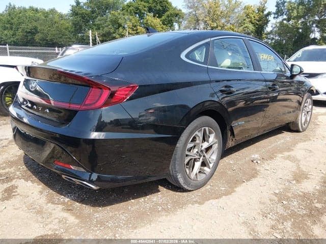 2022 HYUNDAI SONATA SEL 4
