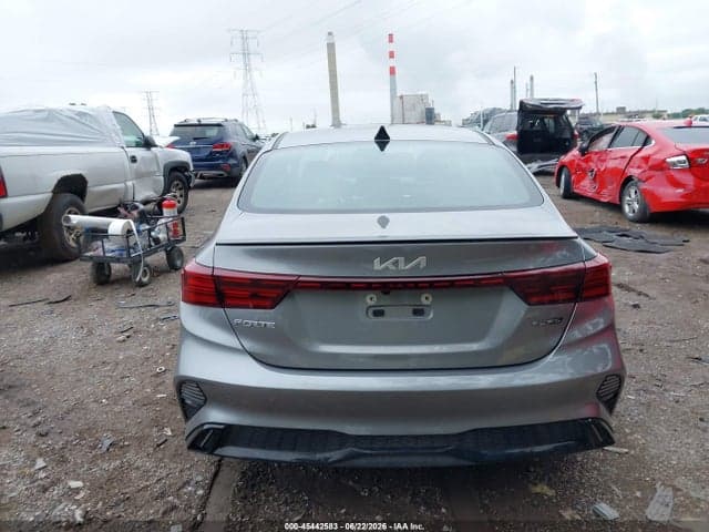 2024 KIA FORTE GT-LINE 17
