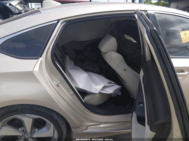 2018 HONDA ACCORD TOURING 8