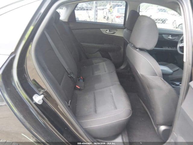 2021 KIA FORTE LXS 8