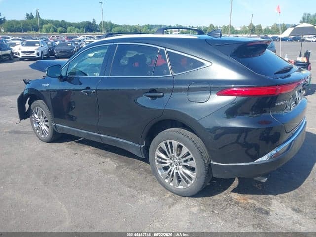 2021 TOYOTA VENZA LIMITED 3