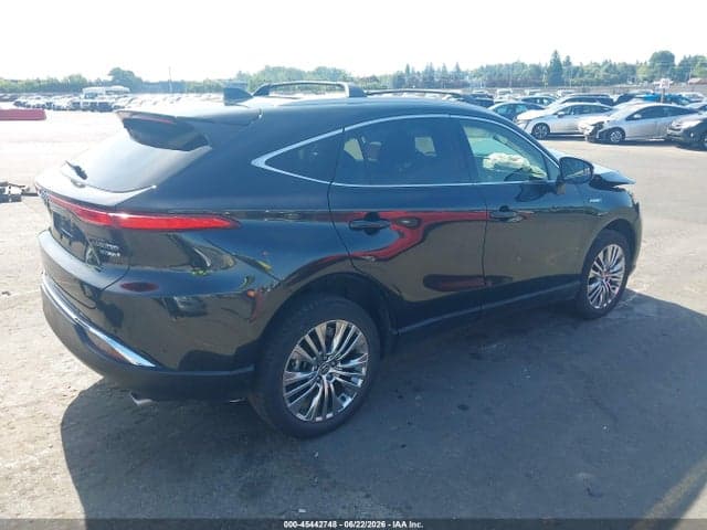 2021 TOYOTA VENZA LIMITED 4