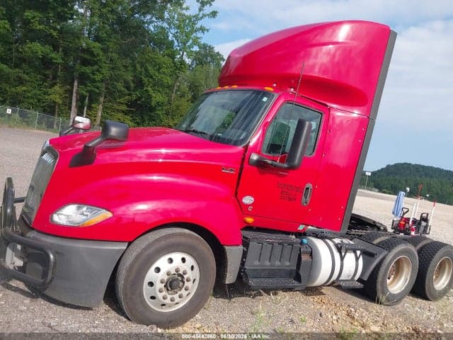 2020 INTERNATIONAL LT 2