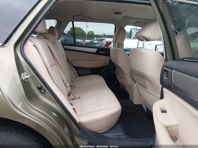 2017 SUBARU OUTBACK 2.5I PREMIUM 8