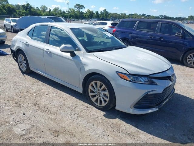 2024 TOYOTA CAMRY LE 1