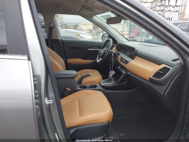 2024 KIA SELTOS EX 5