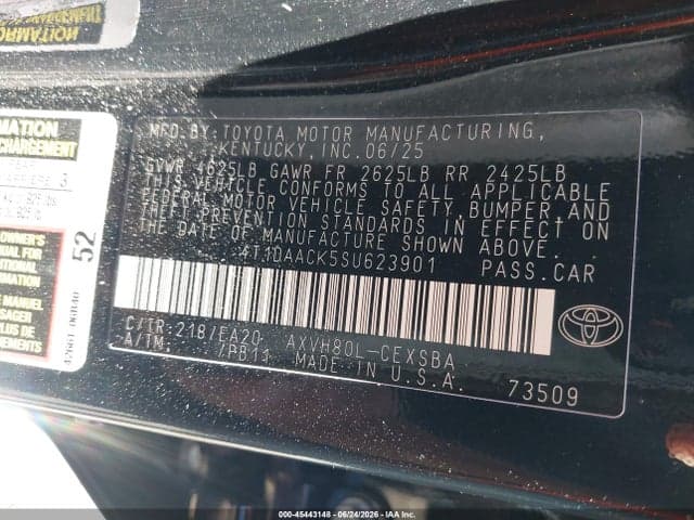 2025 TOYOTA CAMRY SE 9