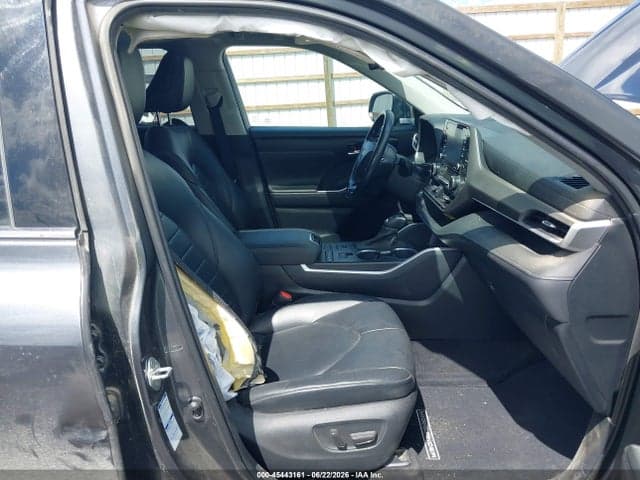 2020 TOYOTA HIGHLANDER XLE 5
