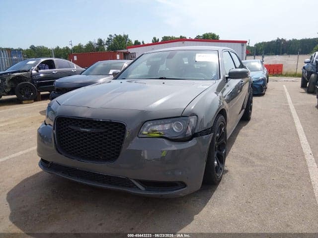 2019 CHRYSLER 300 300S 6