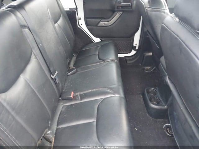 2017 JEEP WRANGLER UNLIMITED SPORT 8