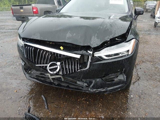 2018 VOLVO XC60 T5 6