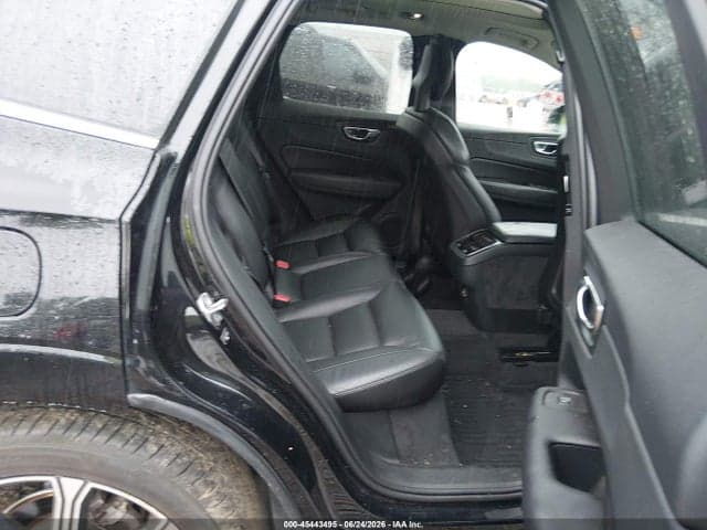 2018 VOLVO XC60 T5 8
