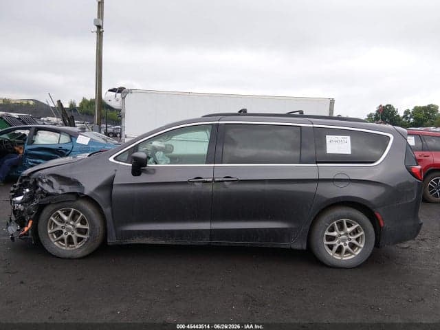 2021 CHRYSLER VOYAGER LXI 14