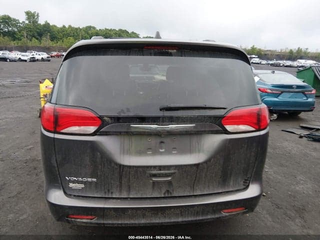 2021 CHRYSLER VOYAGER LXI 16
