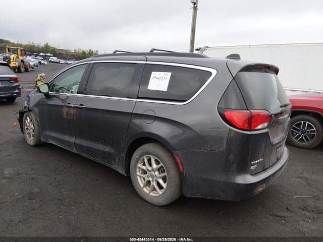2021 CHRYSLER VOYAGER LXI 3