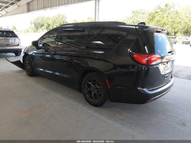 2018 CHRYSLER PACIFICA TOURING L 3