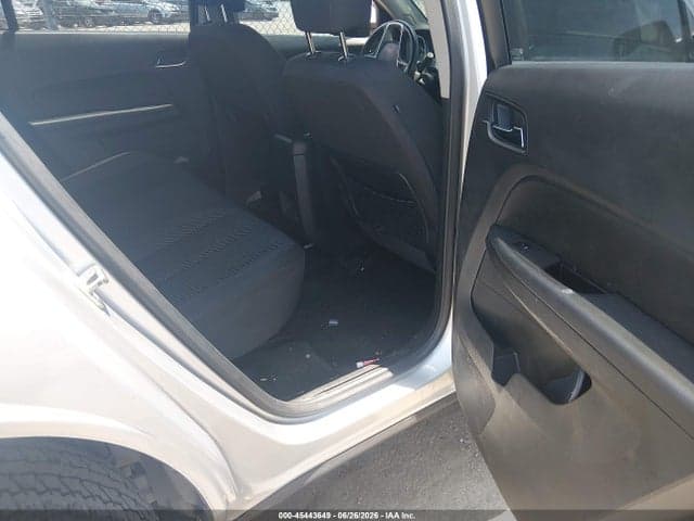 2017 CHEVROLET EQUINOX LT 8