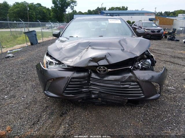 2017 TOYOTA CAMRY XLE 6