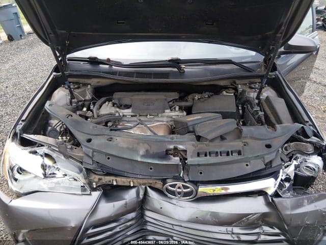2017 TOYOTA CAMRY XLE 10