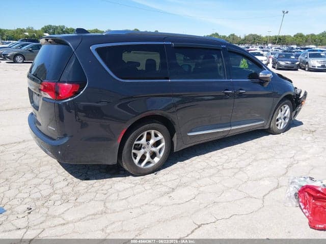 2020 CHRYSLER PACIFICA LIMITED 4