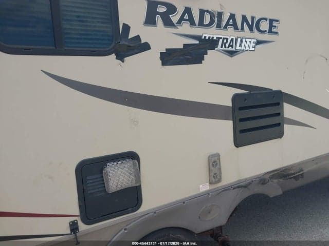 2017 CRUISER RADIANCE 25 RL 6